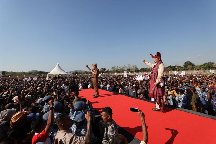 Prabowo Puji Jokowi di Hadapan Ribuan Warga Perbatasan RI-Timor Leste